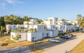 Amazing Apartment In Pogorzelica With Sauna, Pogorzelica